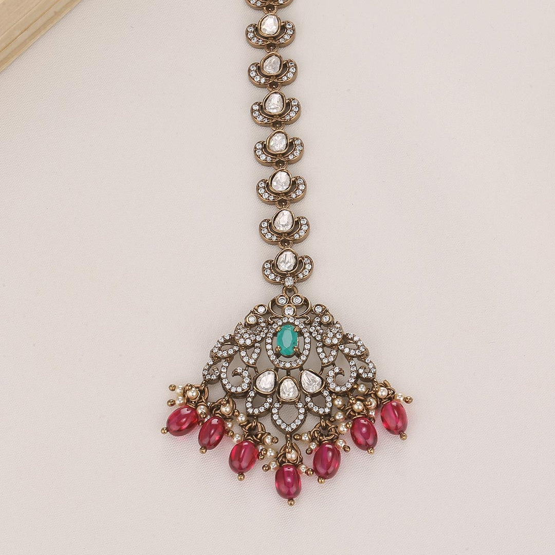 Attractive Victorian Maangtikka