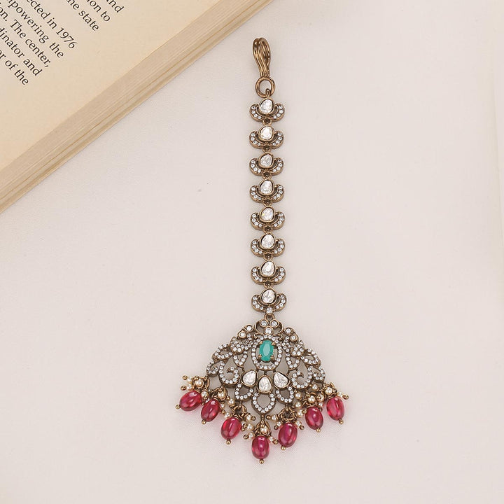 Attractive Victorian Maangtikka