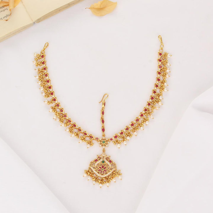 Fabulous Stone Maangtikka