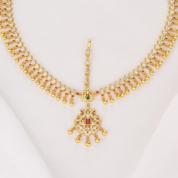 Pretty Look Stone Maangtikka