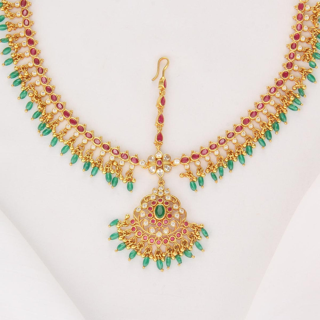 Dhashikha Stone Maangtikka