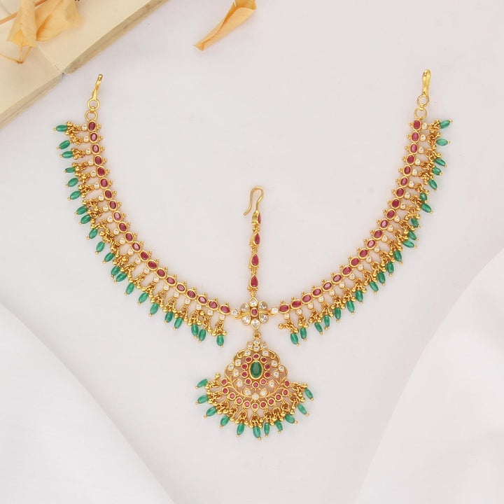 Dhashikha Stone Maangtikka