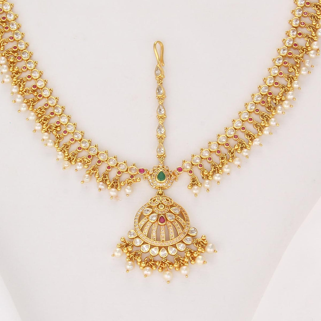 Manisha Stone Maangtikka