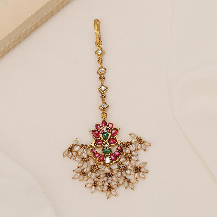 Vahisha Kundan Maangtikka