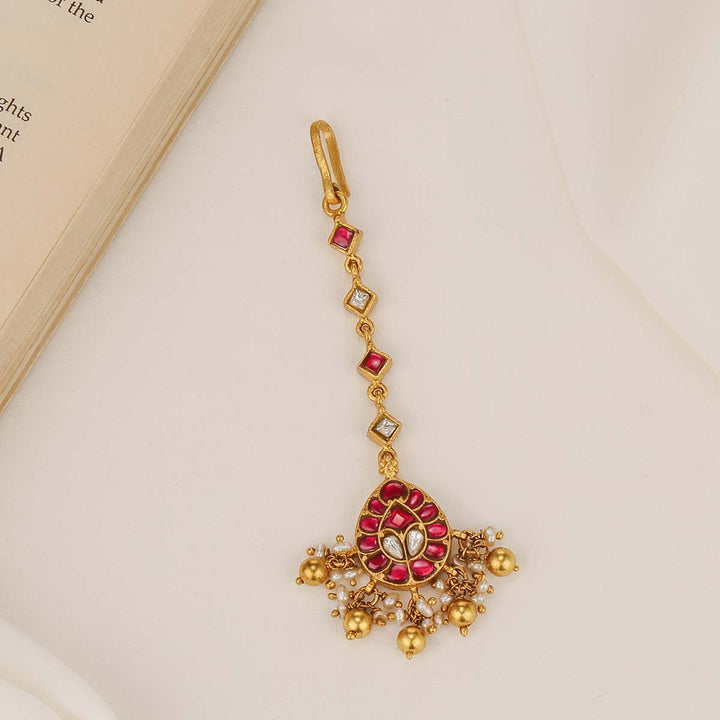 Aarna Kundan Maangtikka