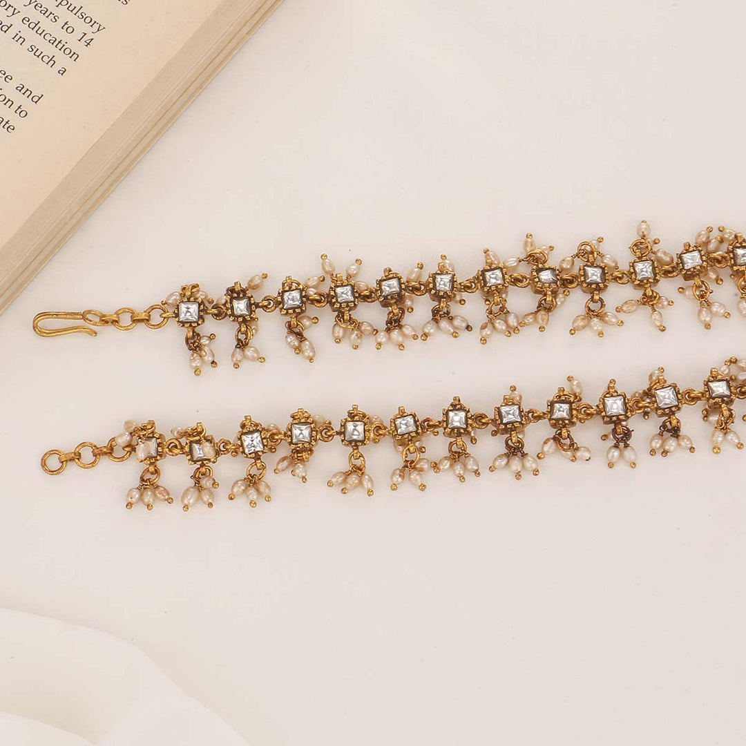 Charms Kundan Maatal