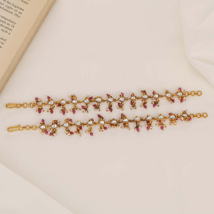 Uthidha Kundan Maatal