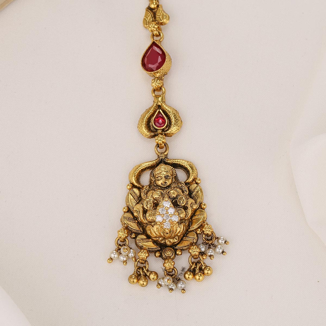 Dakshita Nagas Tikka