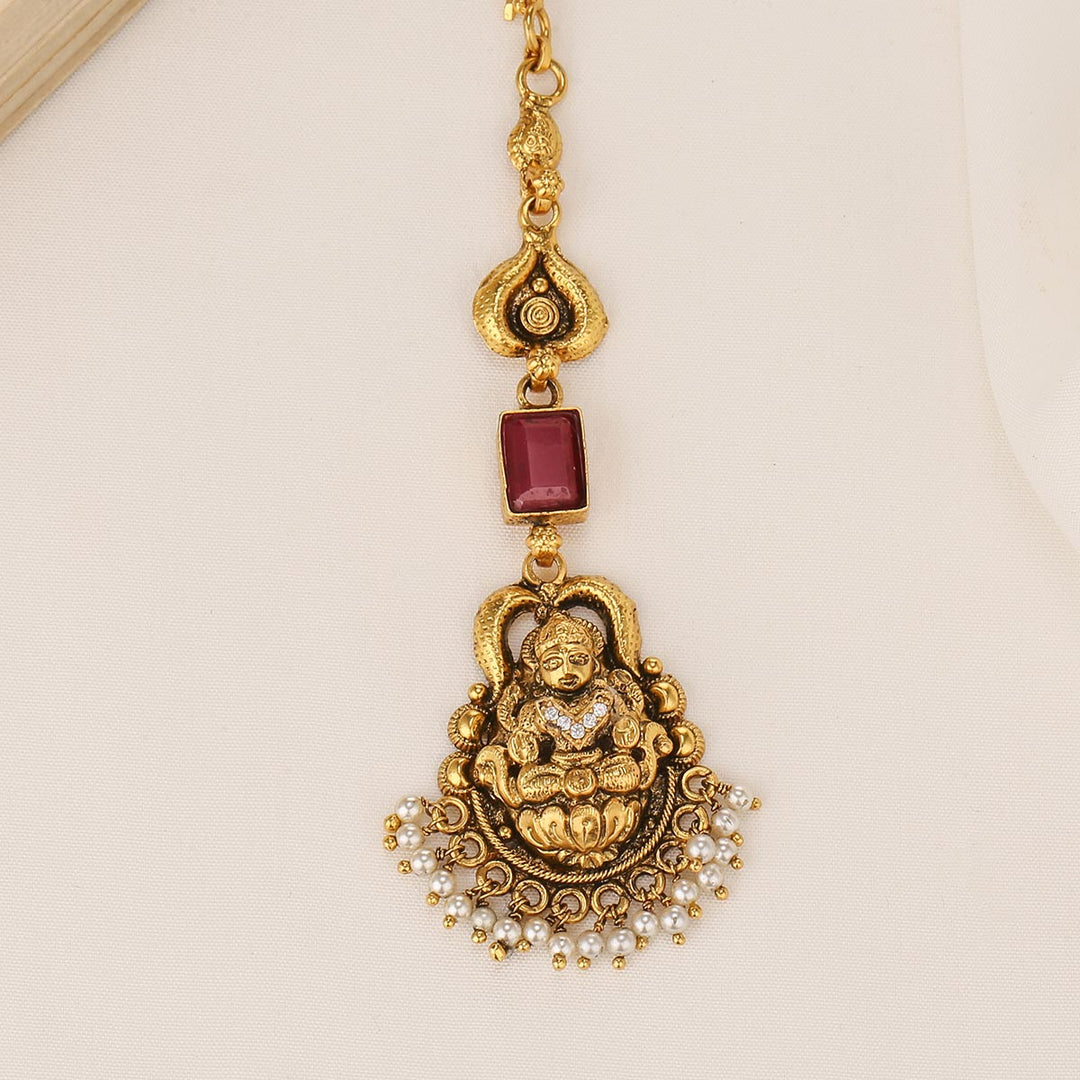 Ishnavitha Nagas Tikka