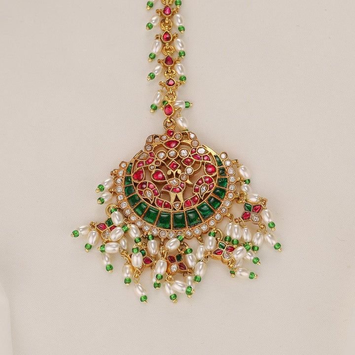 Vithusa Kundan Maangtikka