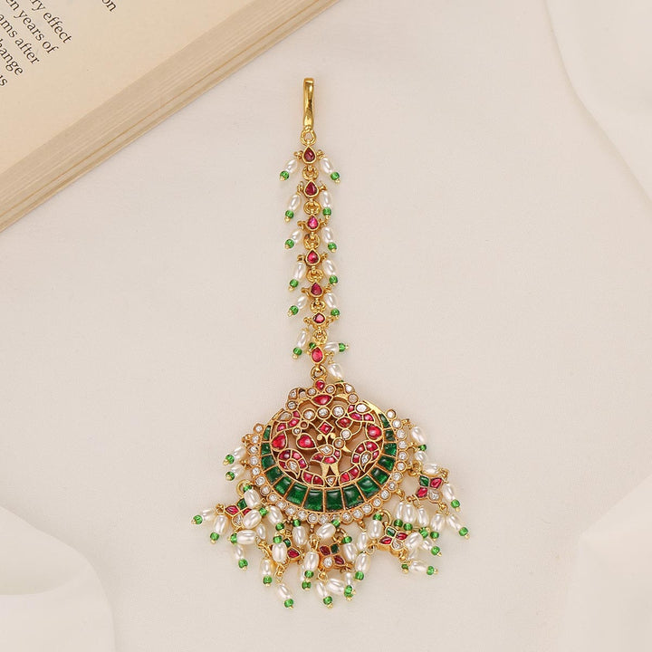 Vithusa Kundan Maangtikka