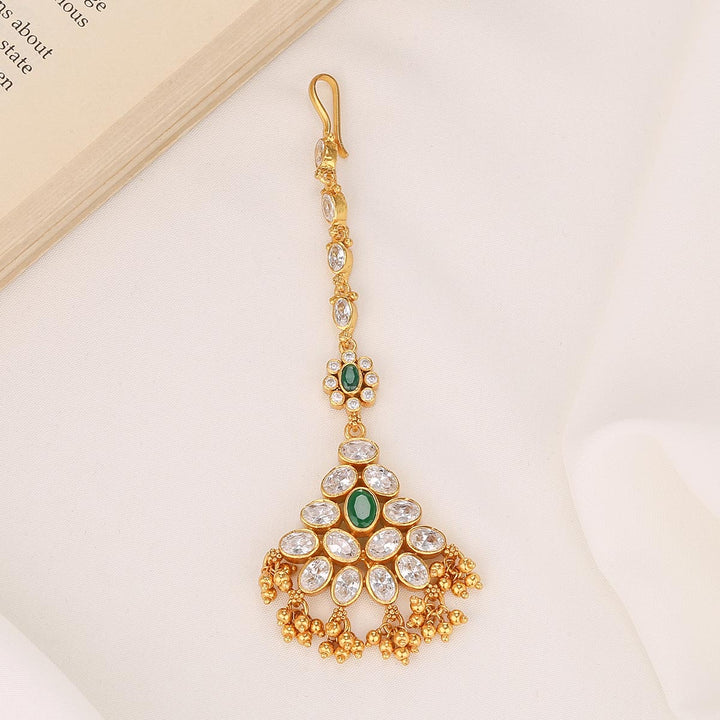 Priyara Stone Maangtikka