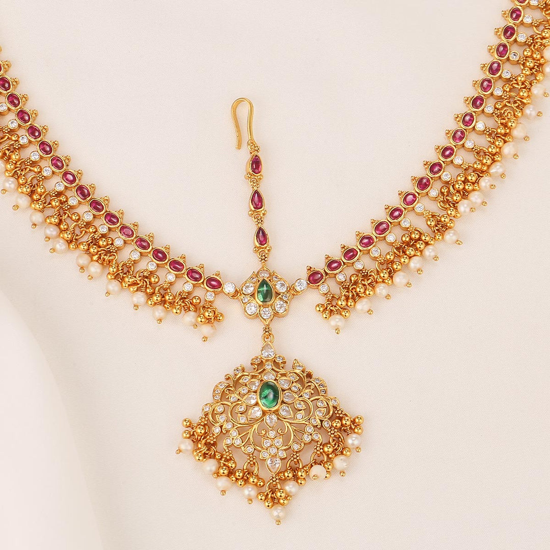 Dheekshikha Stone Maangtikka