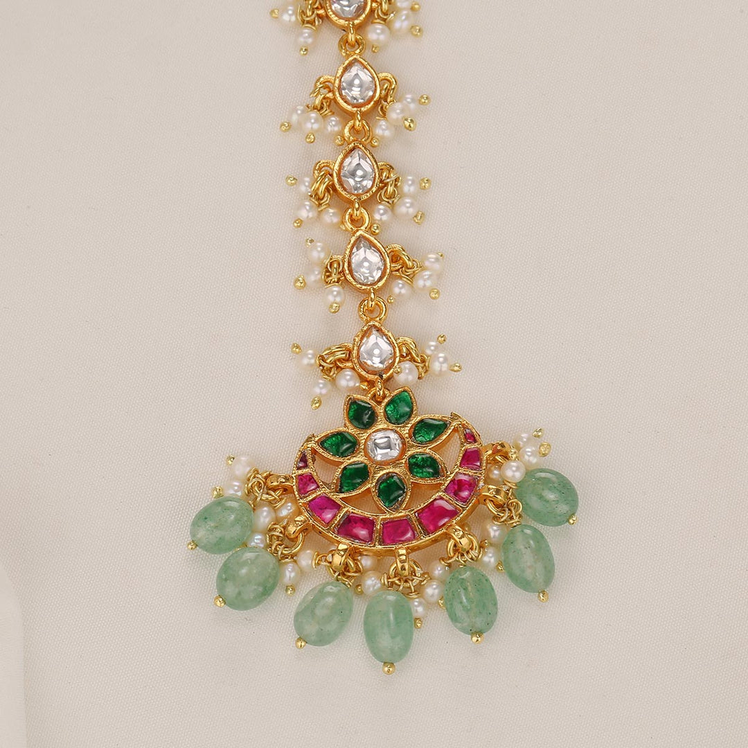 Sweatha Kundan Maangtikka