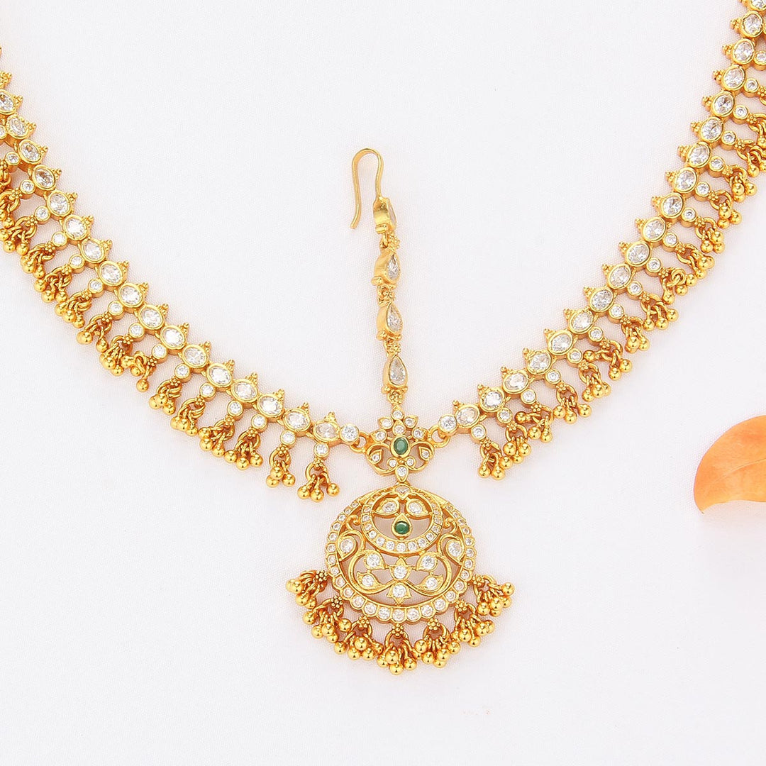 Yashika Stone Maangtikka