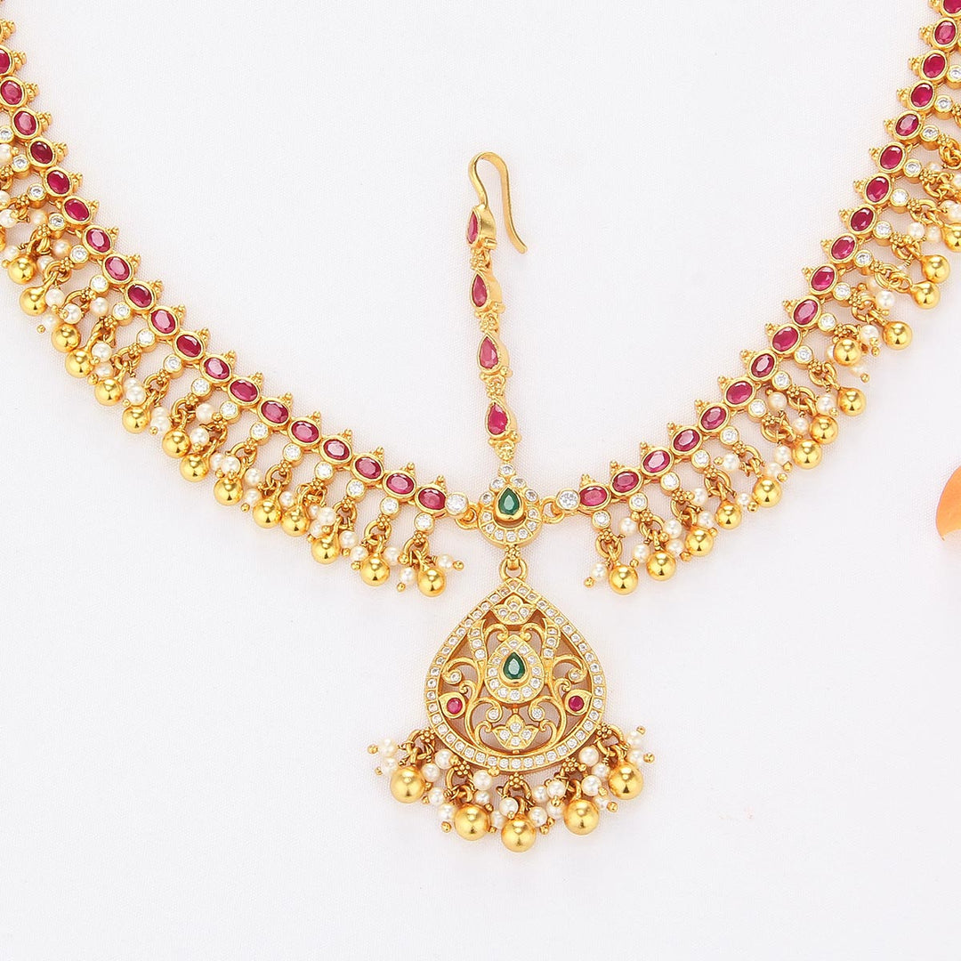 Nivashi Stone Maangtikka