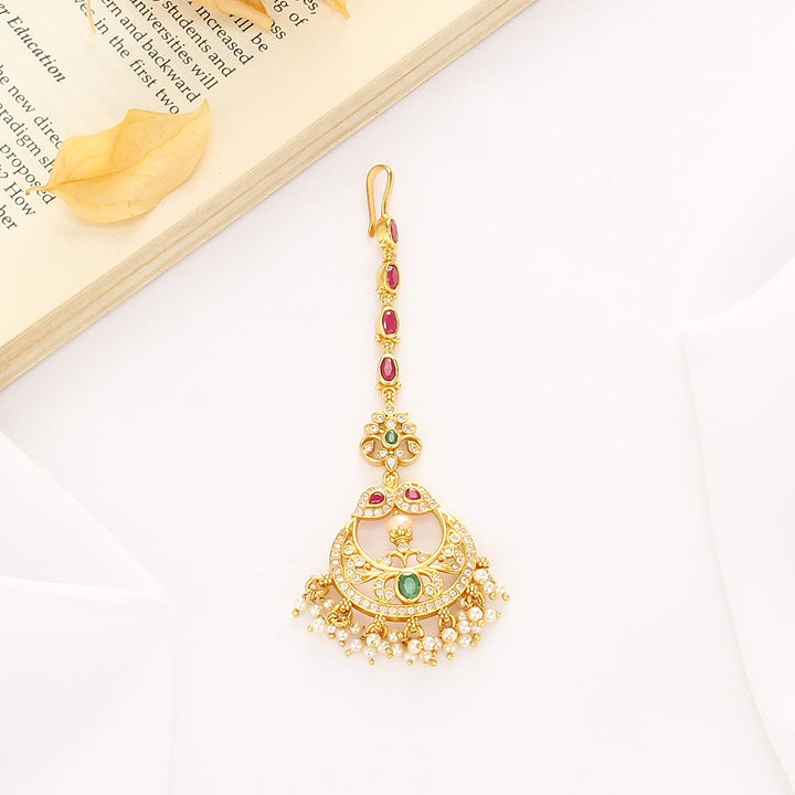 Shruti Stone Maangtikka