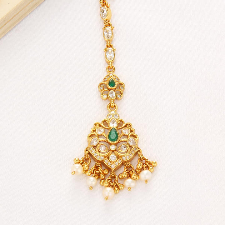 Vedika Stone Maangtikka