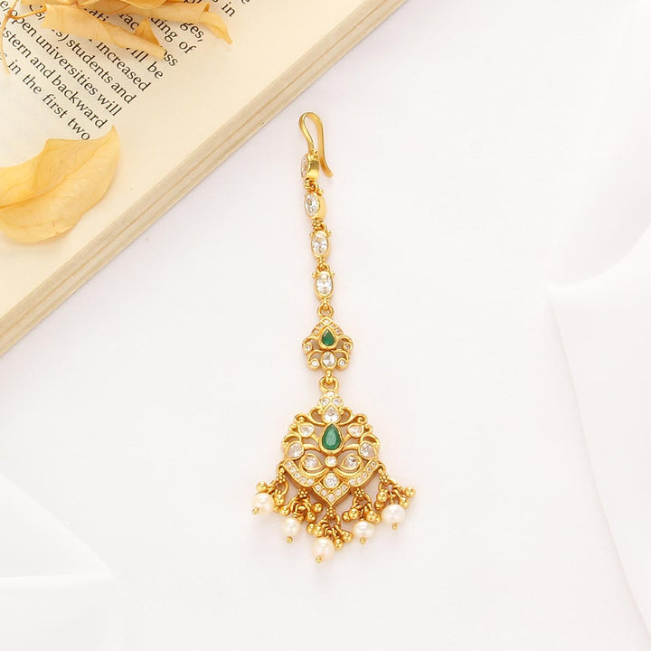 Vedika Stone Maangtikka