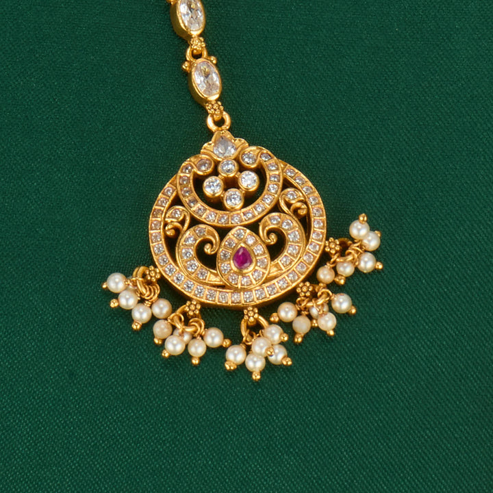 Tejaswini Stone Maangtikka