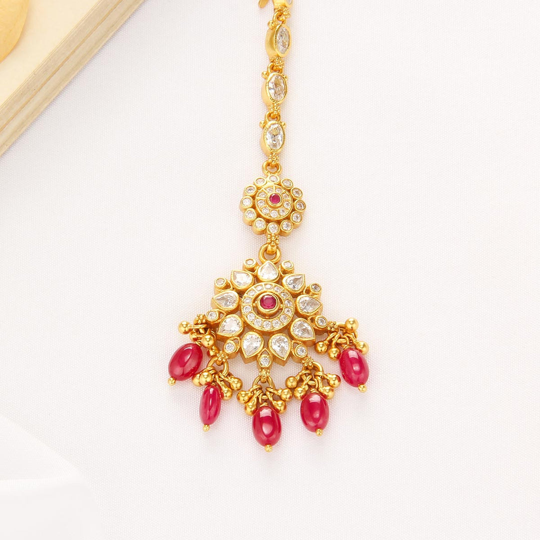 Ratnashri Stone Maangtikka