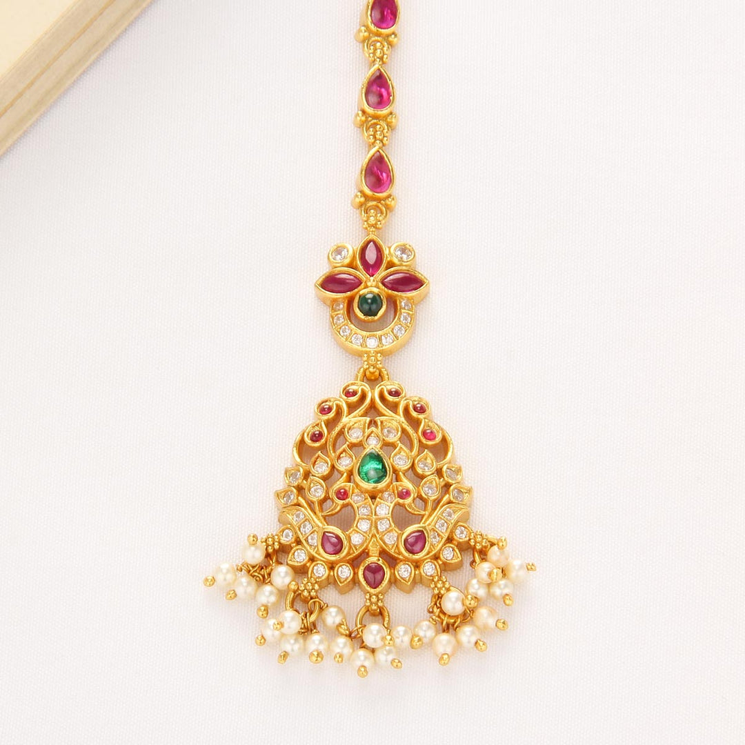 Zivara Stone Maangtikka