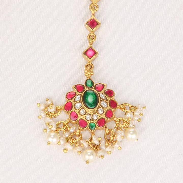 Yalisha Kundan Maangtikka