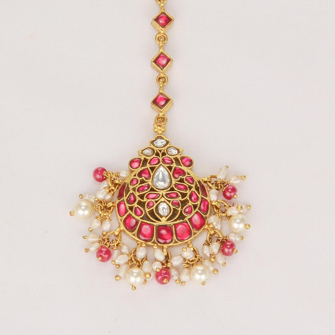 Yalikha Kundan Maangtikka