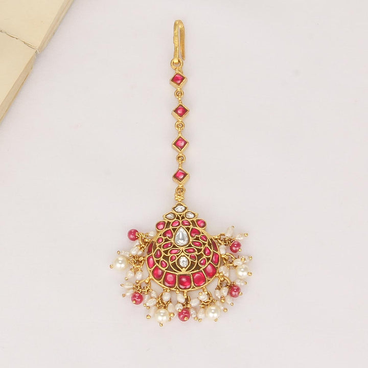 Yalikha Kundan Maangtikka