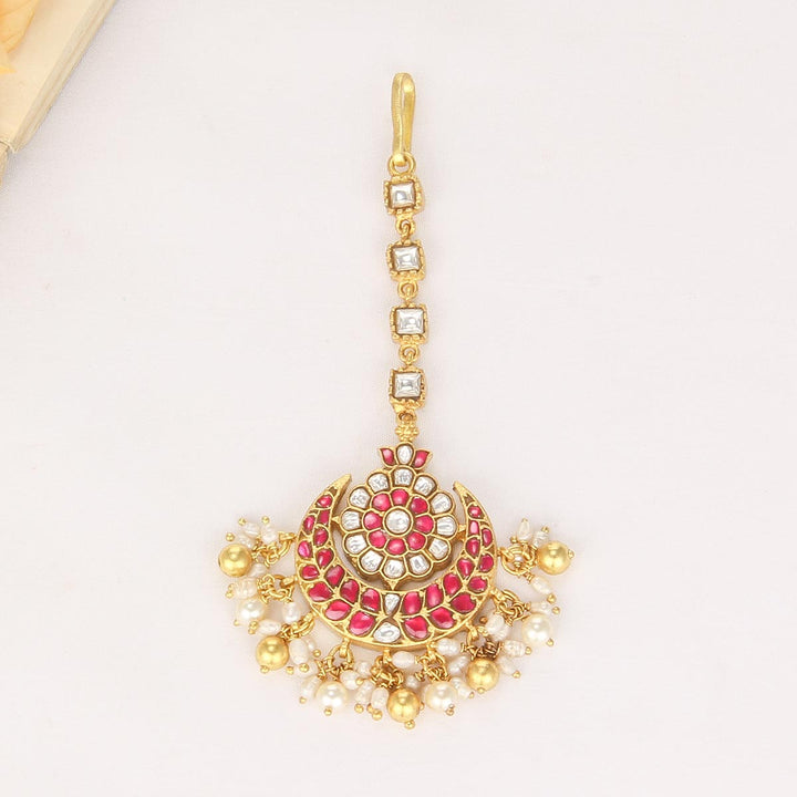 Anusha Kundan Maangtikka