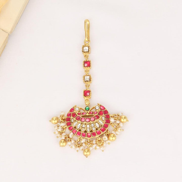 Shinning Kundan Maangtikka