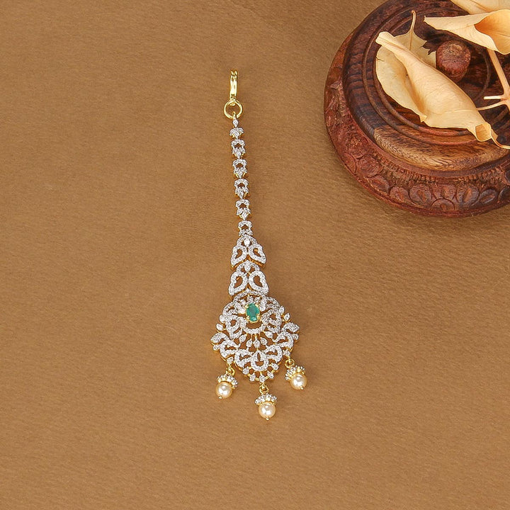 Eliciya Avikam Maangtikka