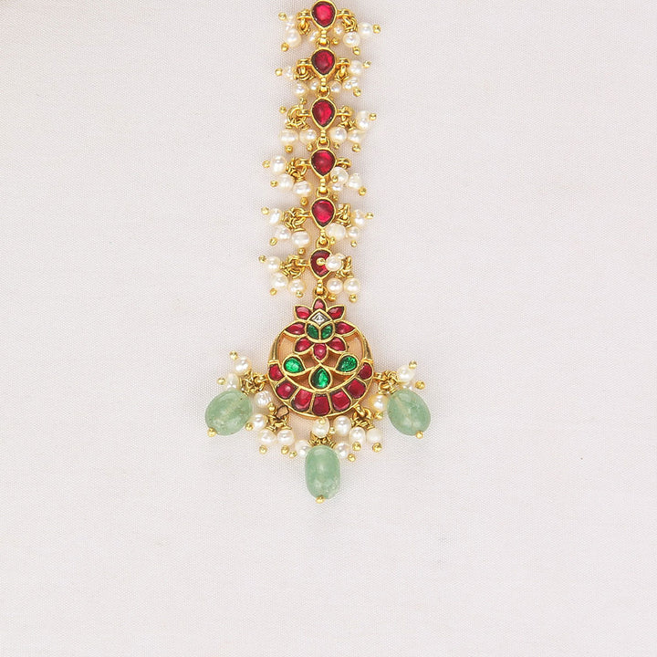 Traditional Kundan Maangtikka