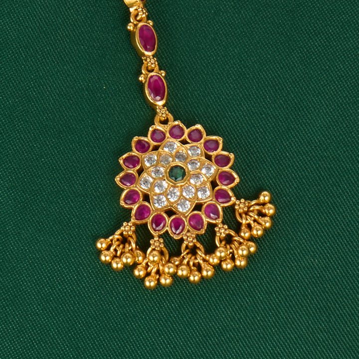 Dheera Stone Maangtikka