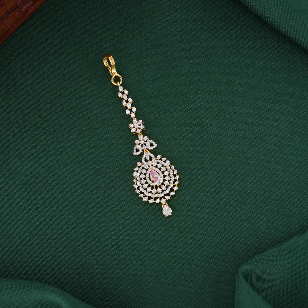 Richly Crafted Avikam Maangtikka