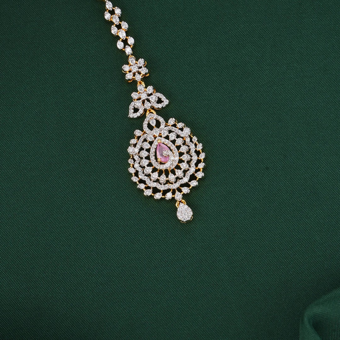 Richly Crafted Avikam Maangtikka