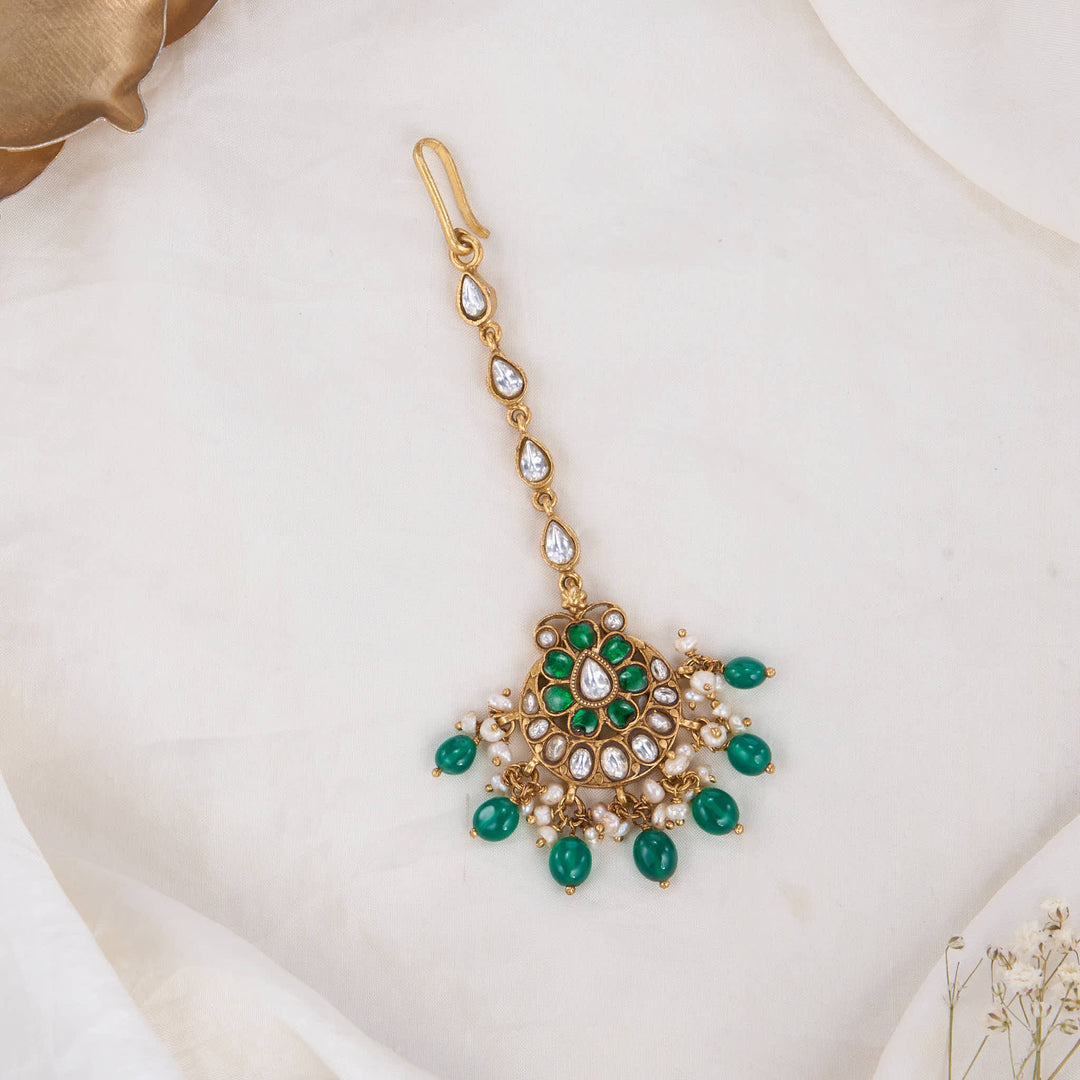 Timeless Royalty Kundan Maangtikka