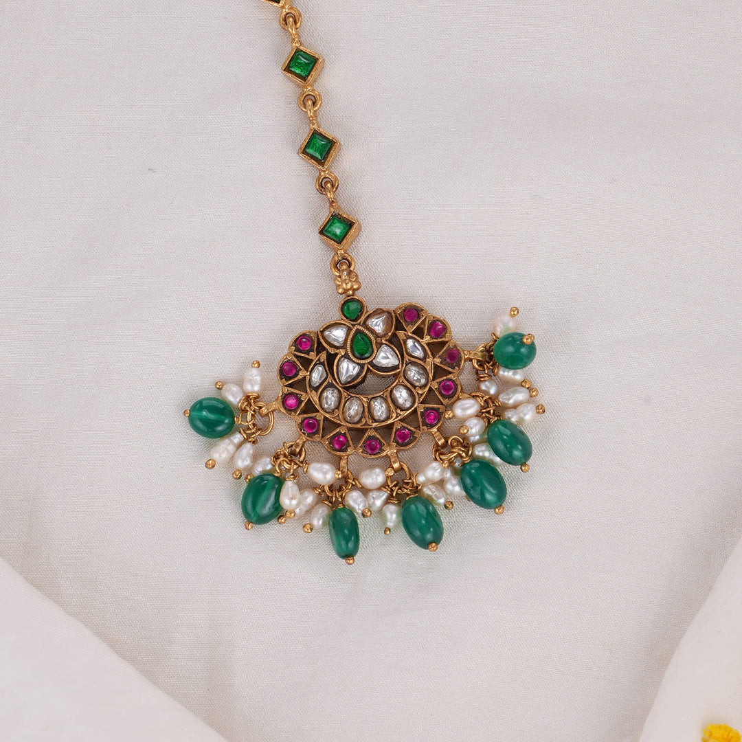 Ruhika Kundan Maangtikka