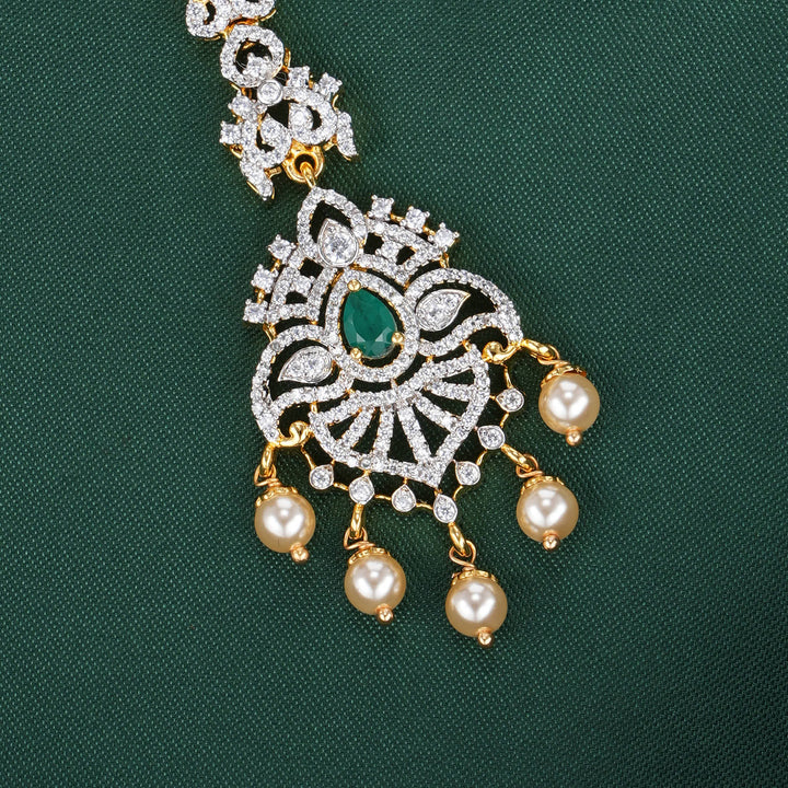 Rishaa Avikam Maangtikka