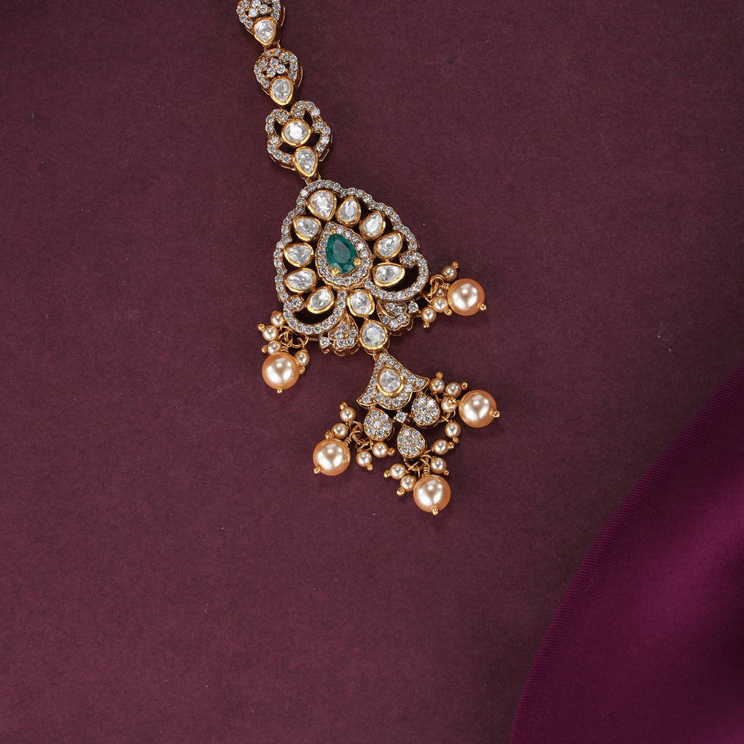 Vinthikaa Moissanite  Maangtikka
