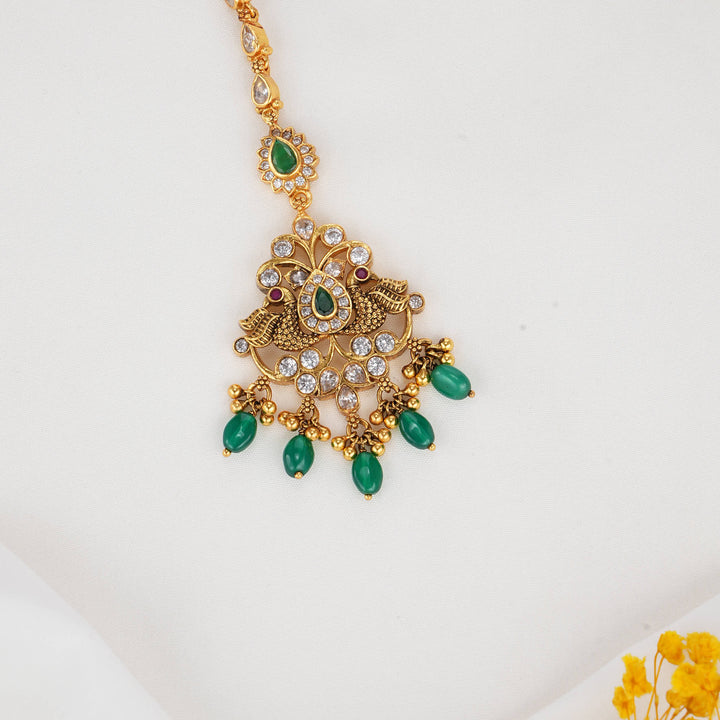 Elegant Stone Maangtikka