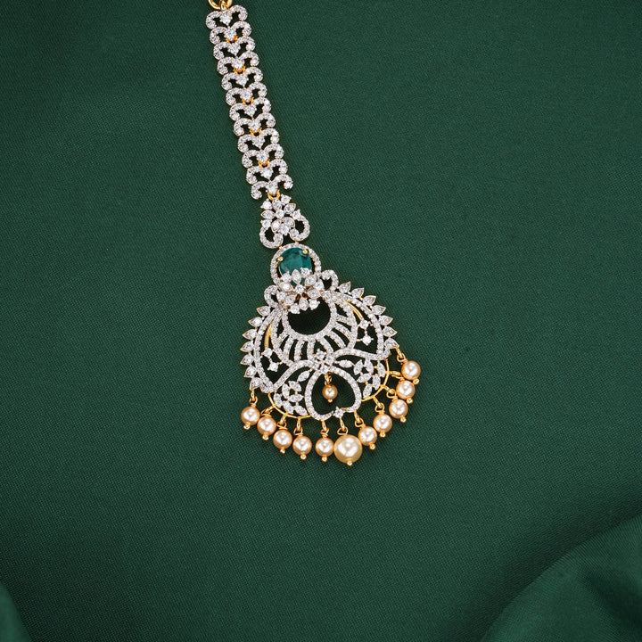 Elegant and Enchanting Avikam Maangtikka