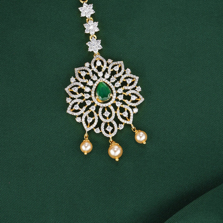 Sweet and Captivating Avikam Maangtikka