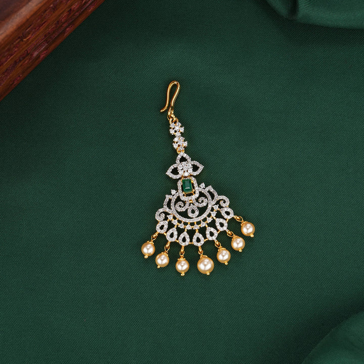 Charmingly Crafted Avikam Maangtikka