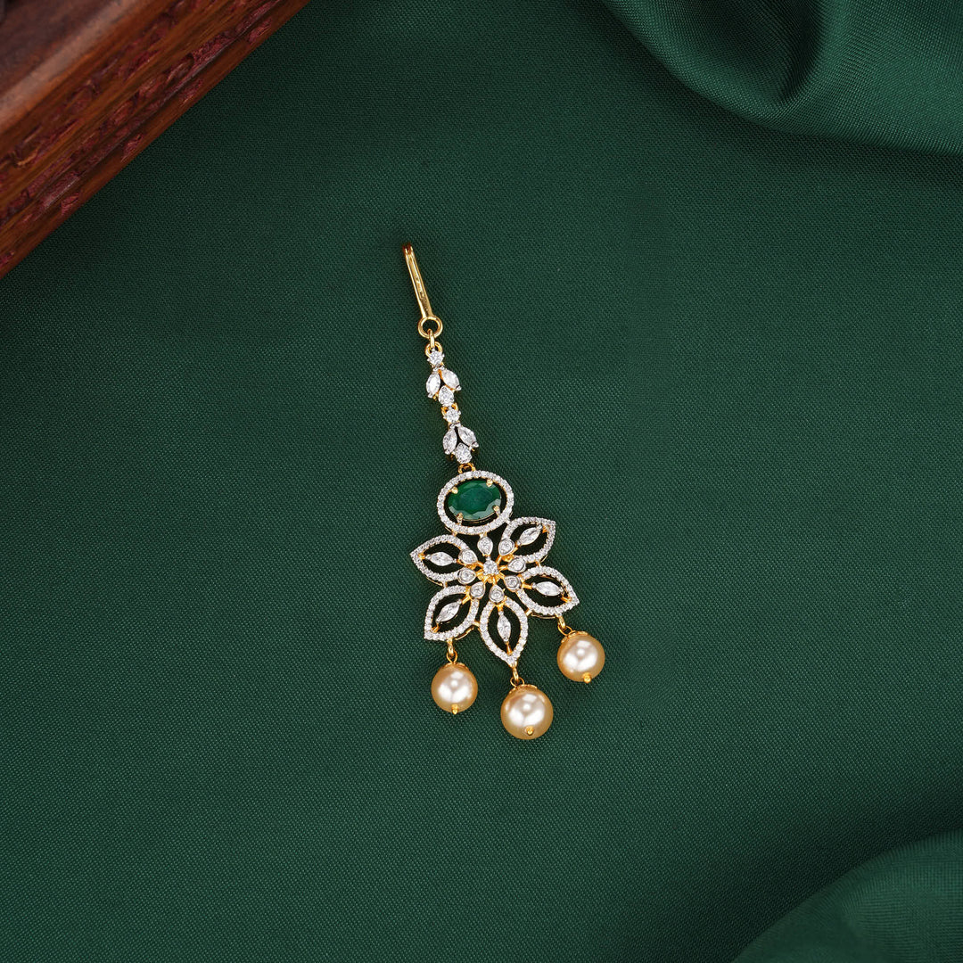 Flower-Inspired Avikam Maangtikka