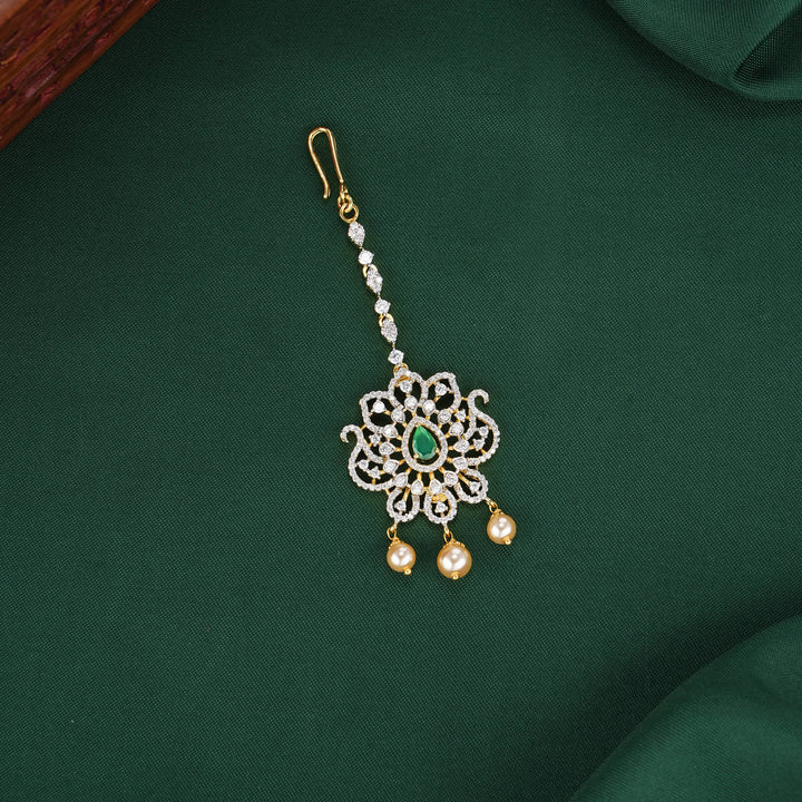 Eye-Catching Avikam Maangtikka