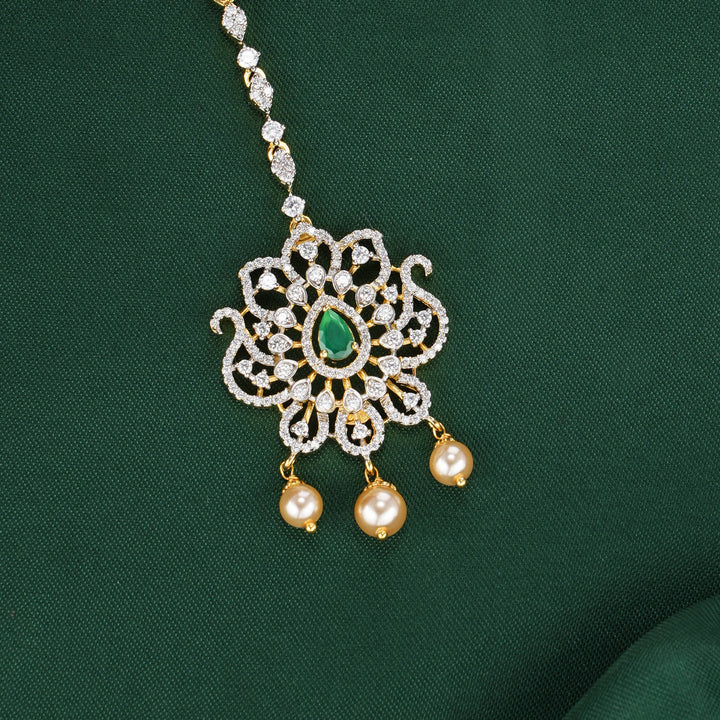 Eye-Catching Avikam Maangtikka