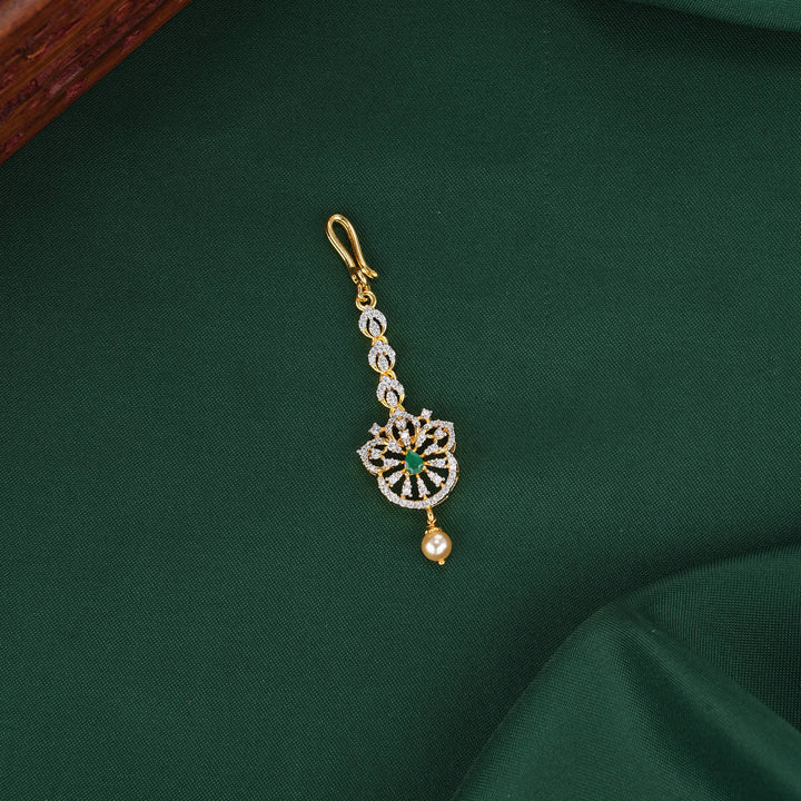 Unique and Delicate Avikam Maangtikka
