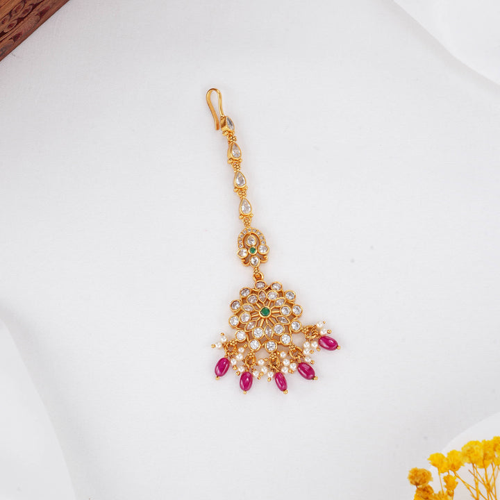 Blooming Radiant Stone Maangtikka