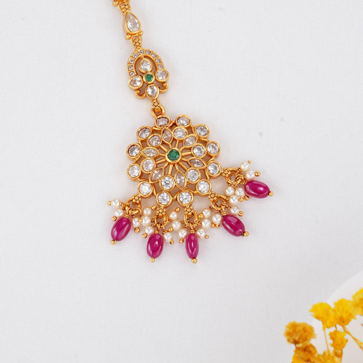 Blooming Radiant Stone Maangtikka